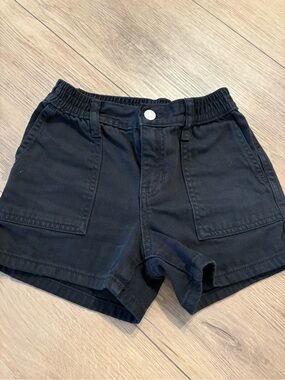Old Navy Black Pull-On Pocket Shorts